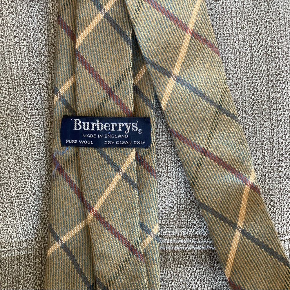 Burberry | VTG wool plaid neck tie. - Picture 2 of 3
